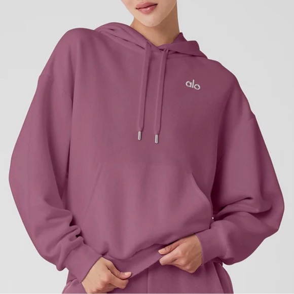ALO Yoga Tops - Alo Accolade Hoodie in Soft Mulberry